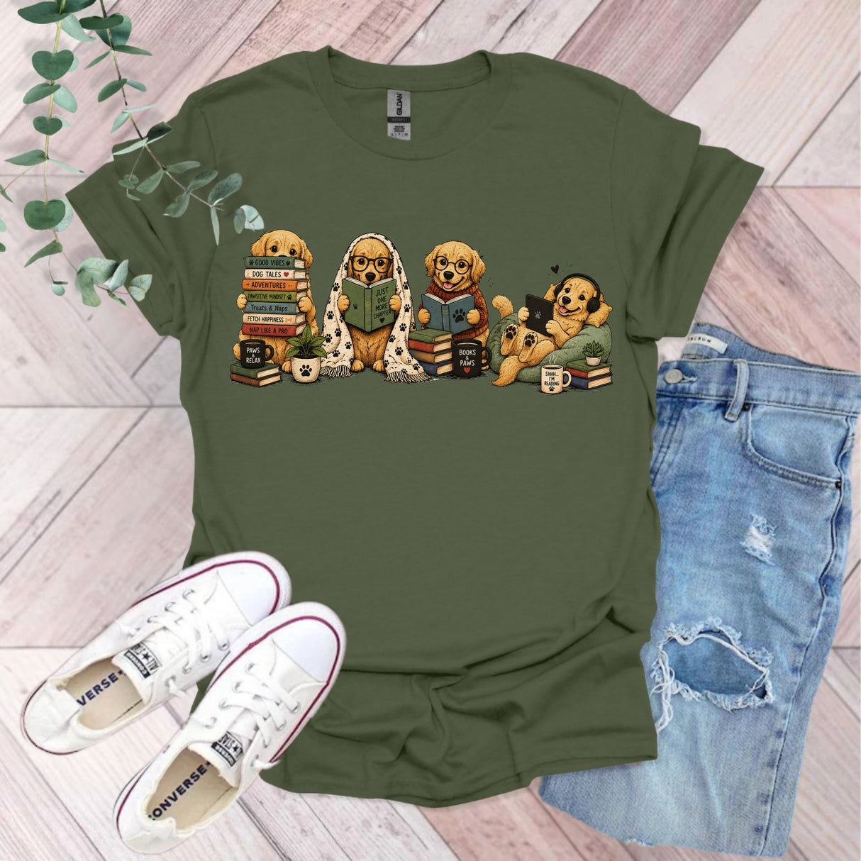 Golden Retriever Reading Books Fall T-Shirt